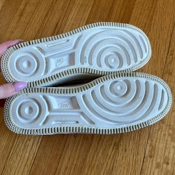 Air Force 1s W6.5/7 - Picture 3 of 8